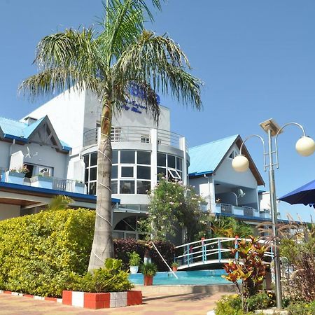Hotel Sky Blue Mada Alasora Exterior photo
