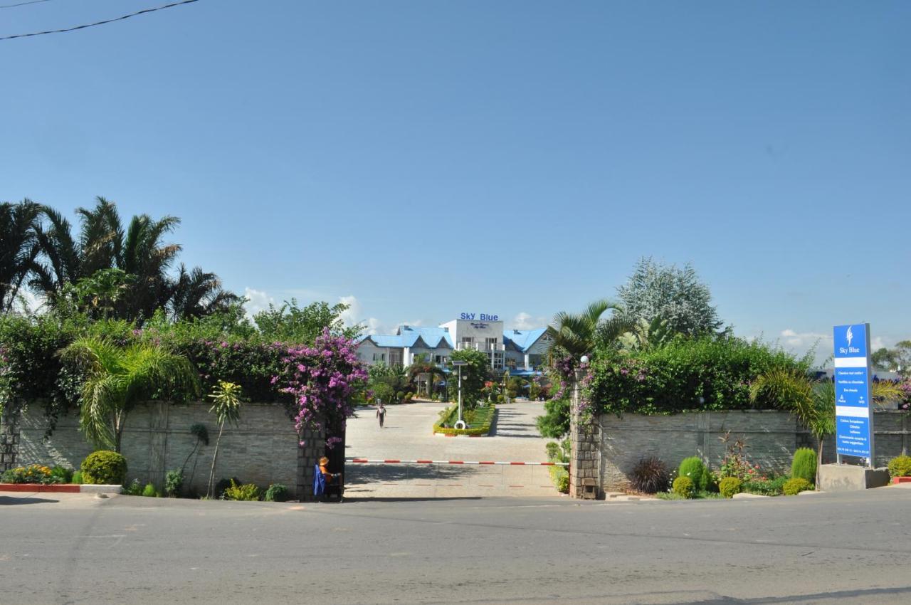 Hotel Sky Blue Mada Alasora Exterior photo